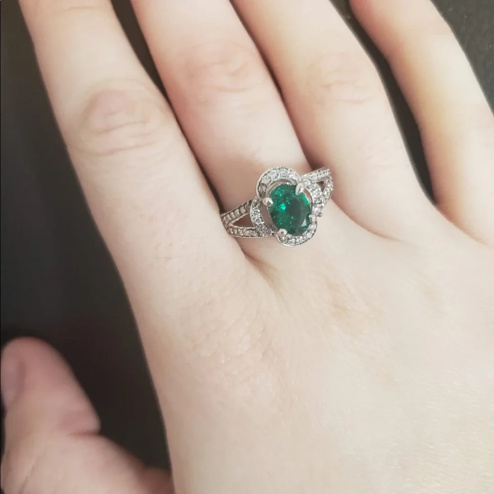 ⛔️Sold⛔️14k white gold ring - Picture 7 of 8